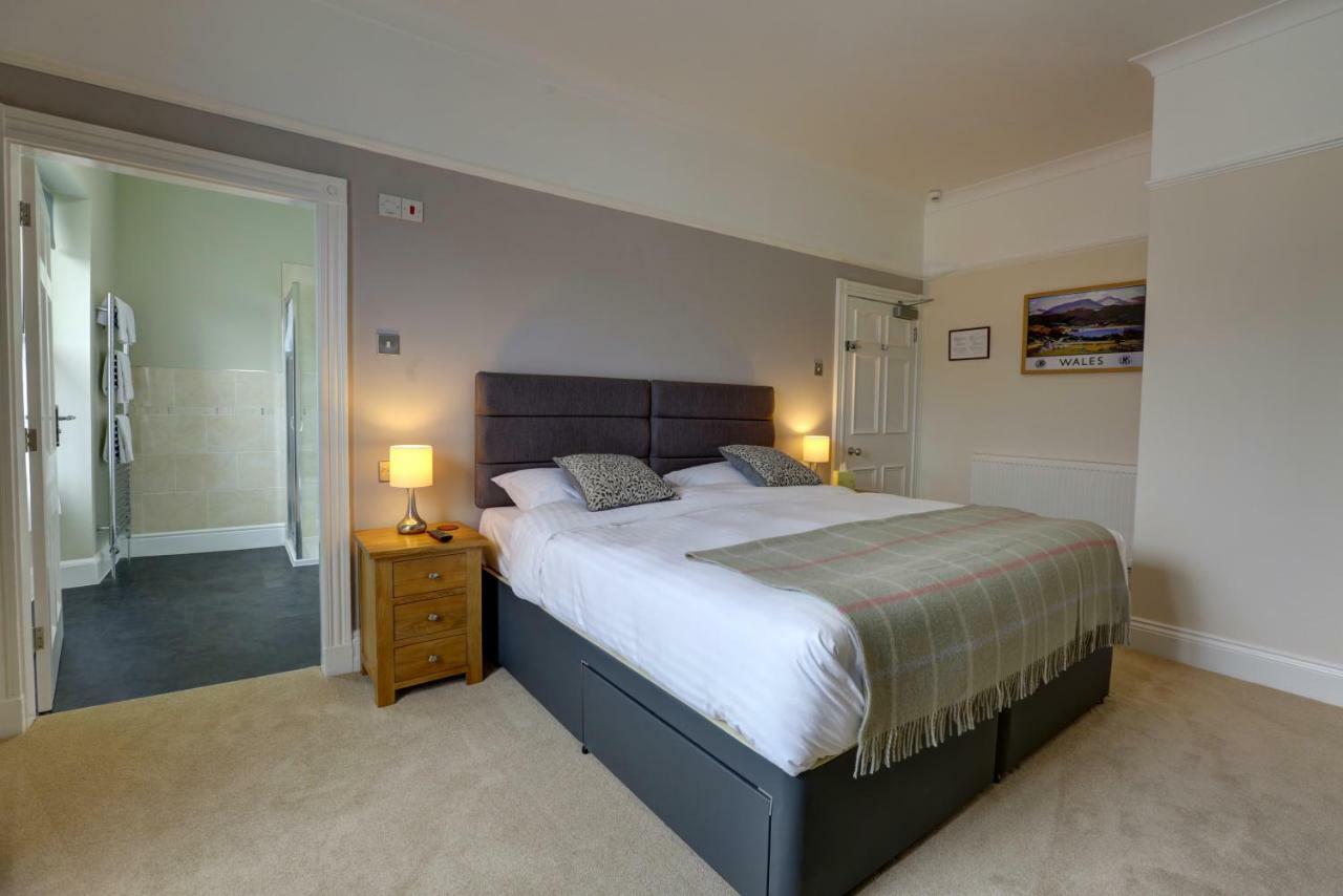 The Grange Guest House Brecon Exterior photo